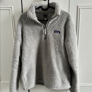 patagonia size M fuzzy 1/4 zip